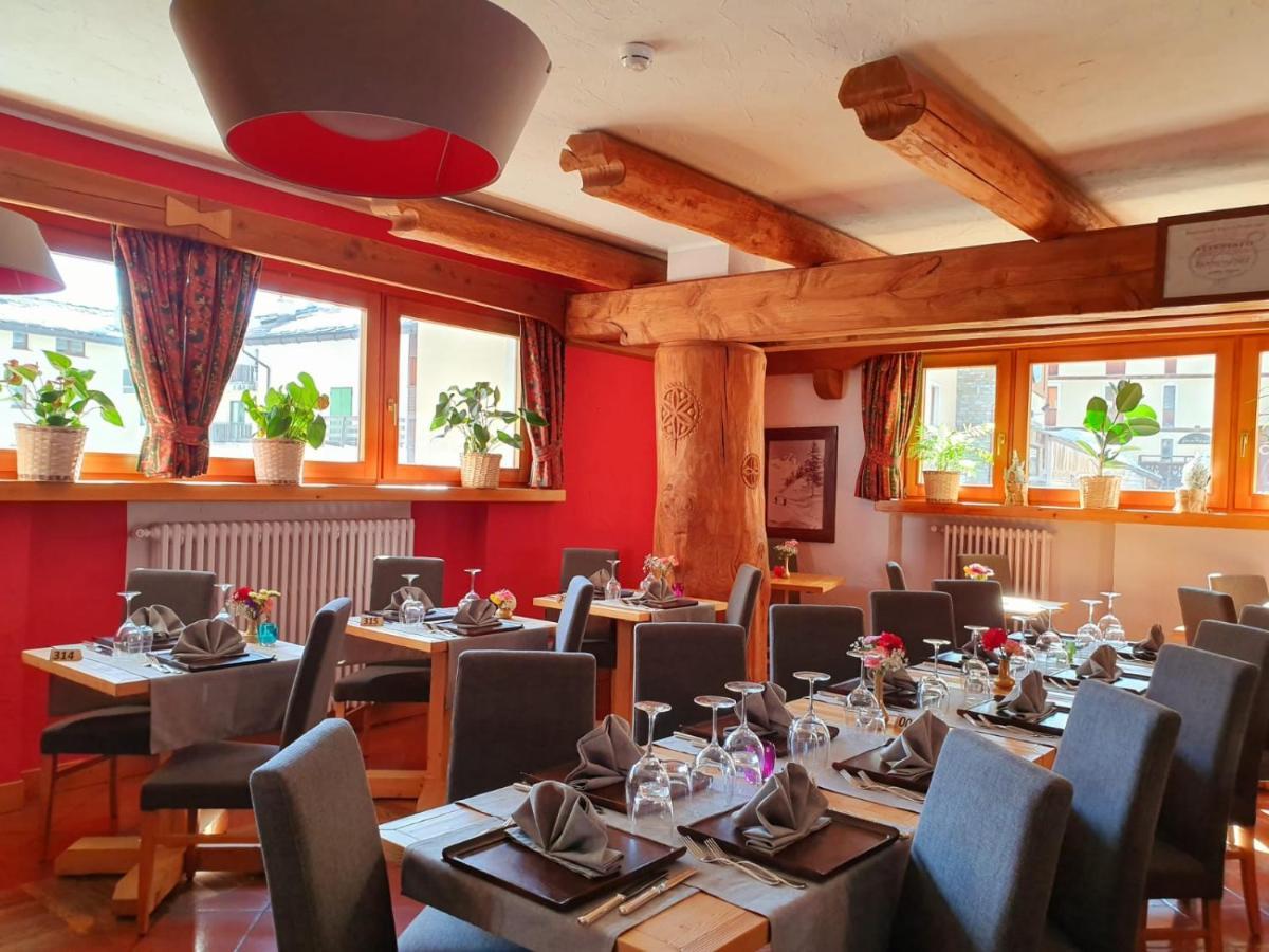 Hotel Lyskamm Breuil-Cervinia Kültér fotó
