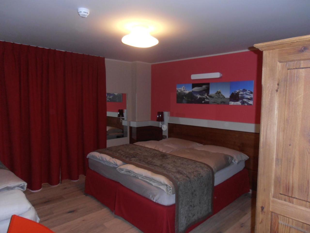 Hotel Lyskamm Breuil-Cervinia Kültér fotó